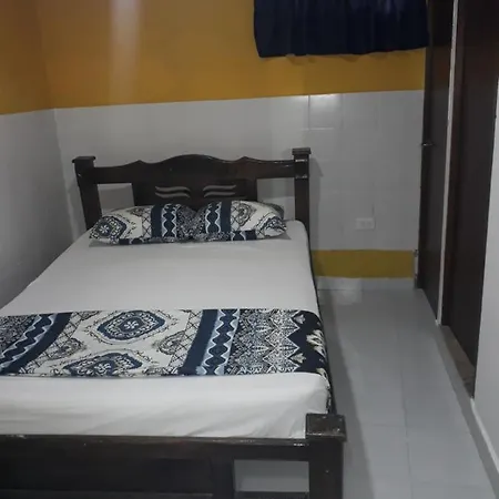 Casa El Altisimo Pensión *